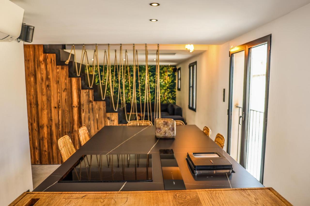 Casa Jungle ! Superb Duplex Apartment, Place Des Lices ! 圣特罗佩 外观 照片